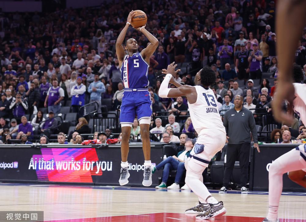 年冬窗颇具 年冬窗颇具